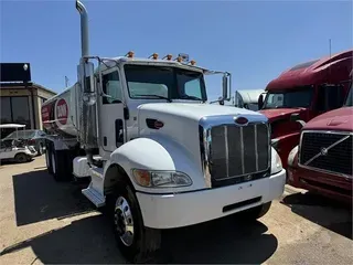 2013 PETERBILT 348