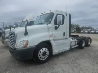 2018 FREIGHTLINER/MERCEDES CASCADIA 125