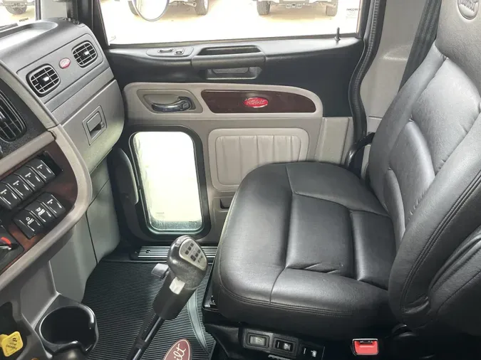 2023 Peterbilt 3895585e20f82bec72bf6f695311d6ee566