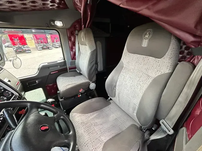 2021 Kenworth W900L558612e4a95239f007a87de880327dff