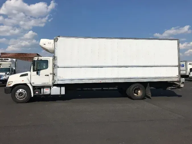 2018 HINO TRUCK 268