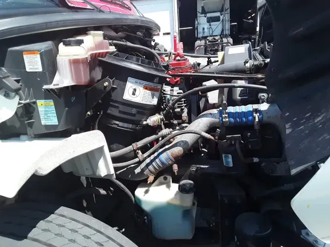 2018 FREIGHTLINER M2 106
