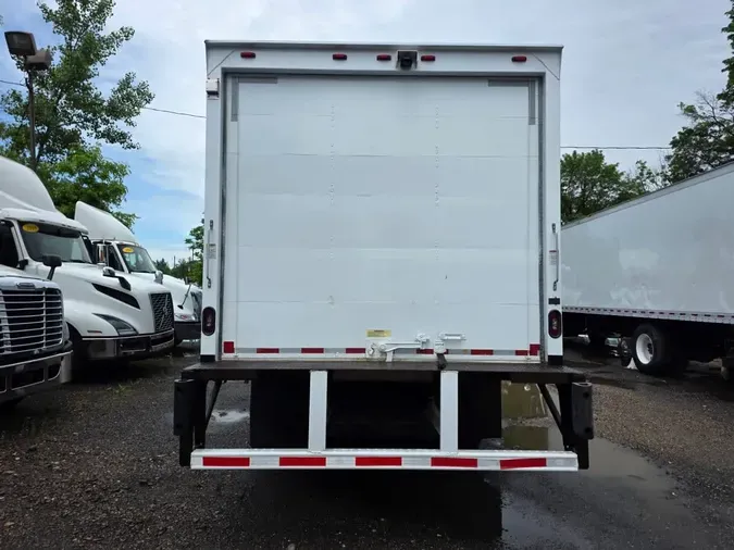 2017 ISUZU NQR