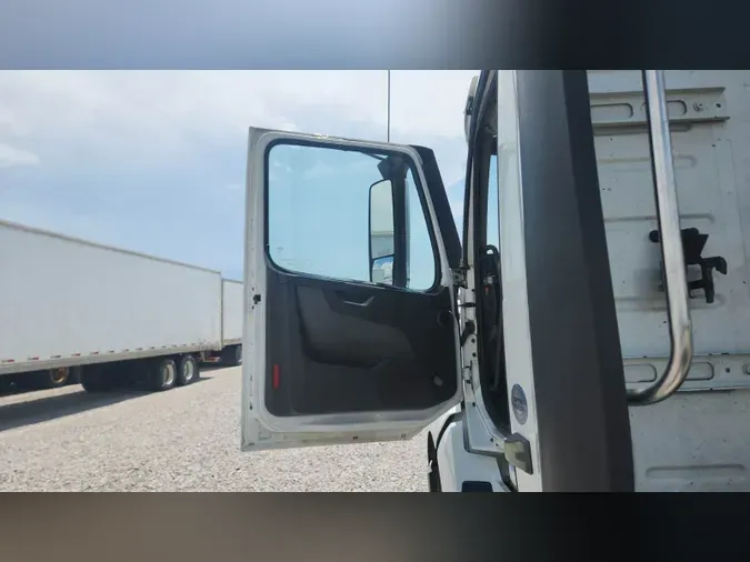 2018 Volvo VNL3005596e0961110249f3c3b6815ea5eaf4e