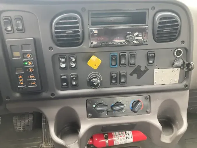 2019 FREIGHTLINER/MERCEDES M2 106