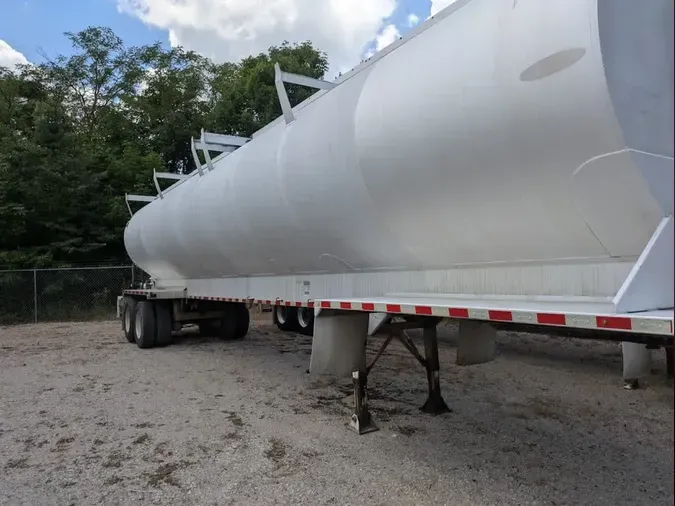 2014 LEDWELL BODY CO 42/102/162 TANKER
