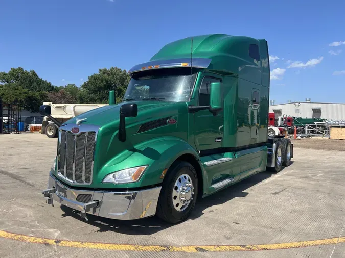 2023 Peterbilt 579