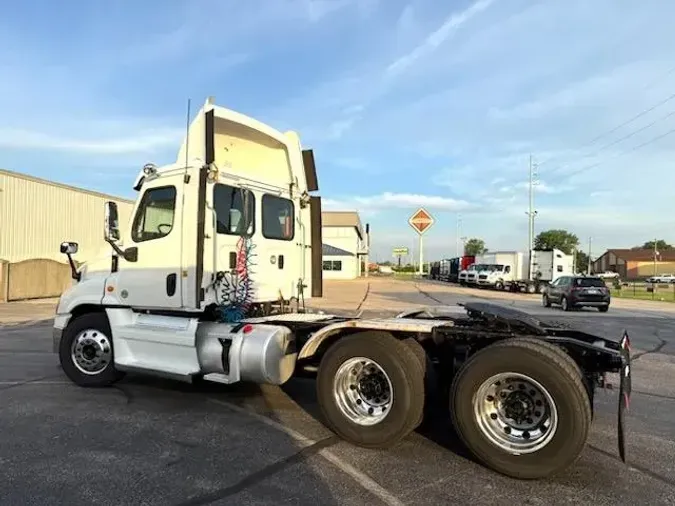 2015 Freightliner Cascadia
