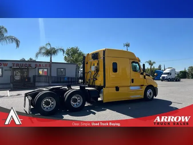 2020 FREIGHTLINER CA126
