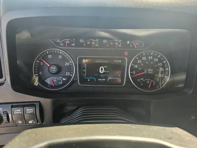 2019 NAVISTAR INTERNATIONAL LT625 SLPR CAB55ad58030247a7e4e9dca39d742129cd