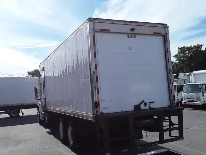 2019 FREIGHTLINER M2 106