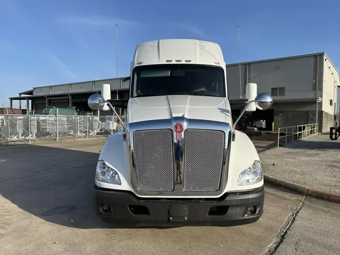 2021 Kenworth T680