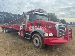 2009 MACK GU813