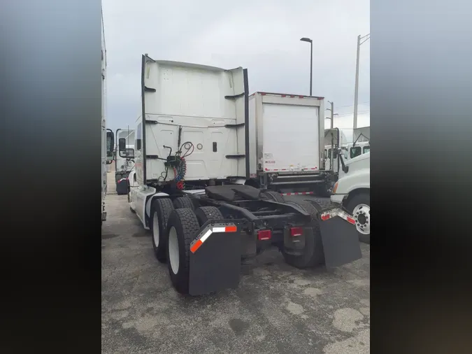 2020 NAVISTAR INTERNATIONAL LT625 SLPR CAB