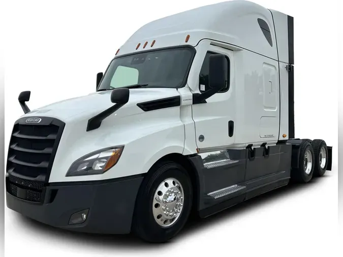 2020 Freightliner Cascadia55b4b51ca4df155fb5bcb8dd6d46c287