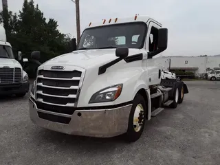 2019 FREIGHTLINER NEW CASCADIA PX12664