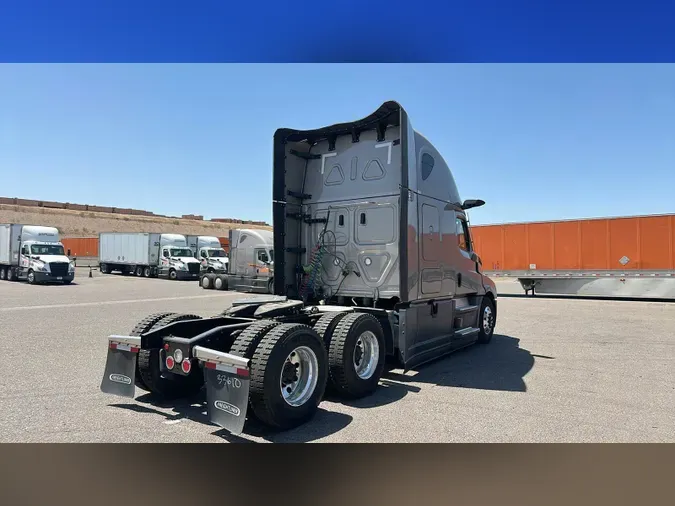 2025 Freightliner Cascadia 12655b81ccd821ae1d1f3879a588f01ff6d