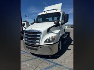2020 FREIGHTLINER/MERCEDES NEW CASCADIA 116