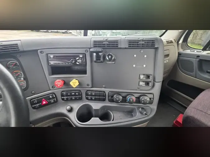 2019 FREIGHTLINER/MERCEDES CASCADIA 12555bce07b38926802c96a463eed111b04