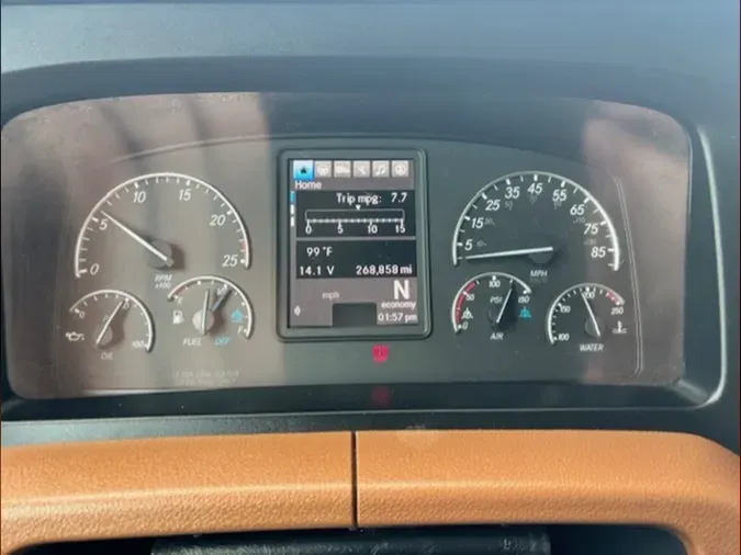 2024 Freightliner Cascadia 126