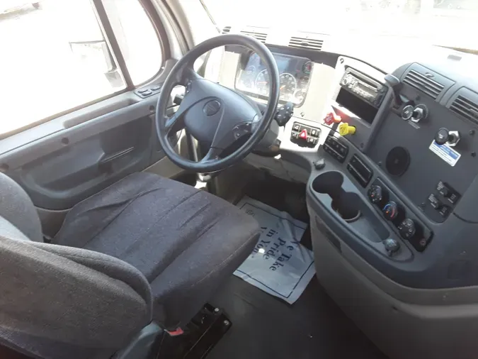 2017 FREIGHTLINER/MERCEDES CASCADIA 125