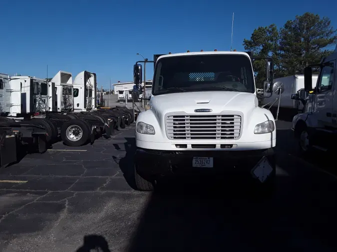 2016 FREIGHTLINER/MERCEDES M2 106