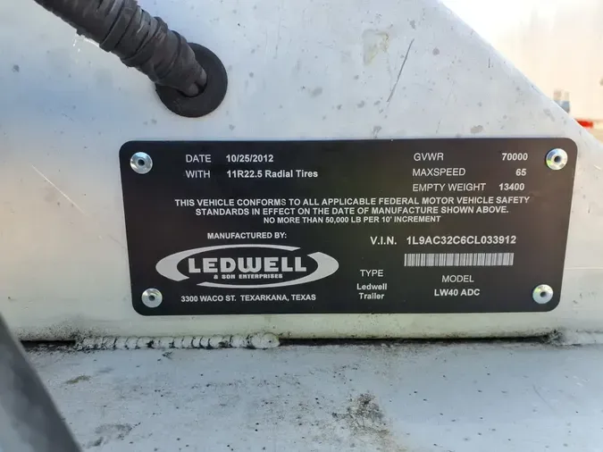 2012 UTILITY TRAILERS TANKER TRAILER