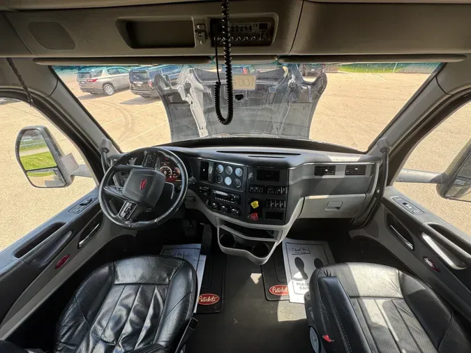 2022 PETERBILT 579