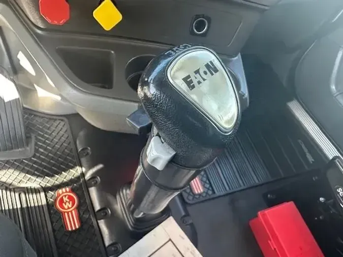 2019 Kenworth T880