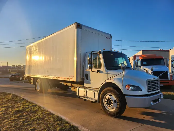 2020 FREIGHTLINER/MERCEDES M2 106