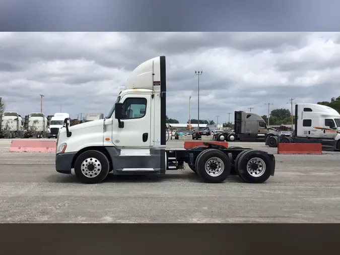 2019 Freightliner Cascadia 12555d7b50aaa82ad7a77a97da1a1517eef
