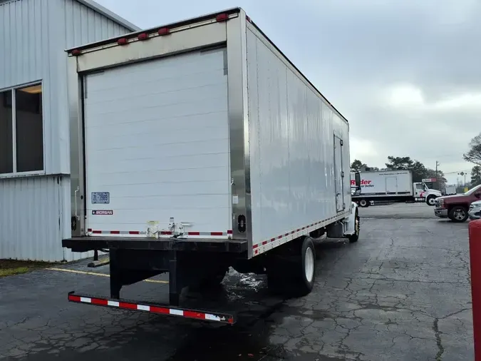 2019 FREIGHTLINER/MERCEDES M2 106