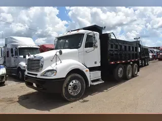 2004 FREIGHTLINER COLUMBIA 120