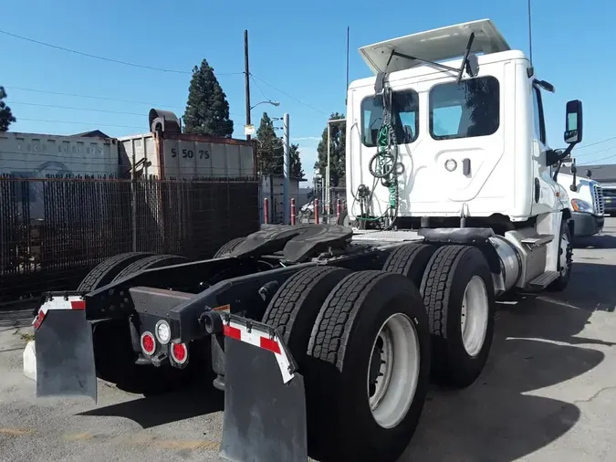 2020 FREIGHTLINER CASCADIA 125