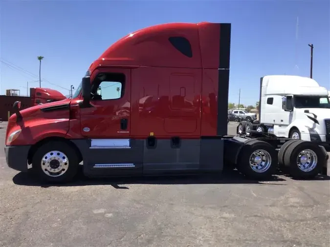 2020 FREIGHTLINER CASCADIA