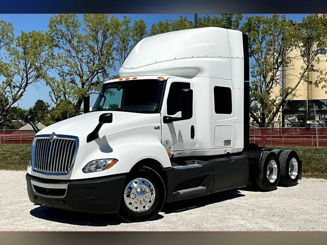 2022 INT LT625 6x4