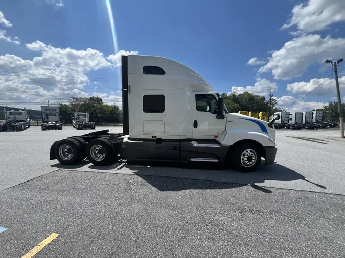 2021 International LT625