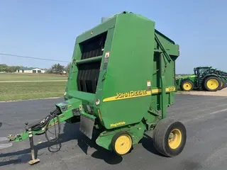 2004 JOHN DEERE 567