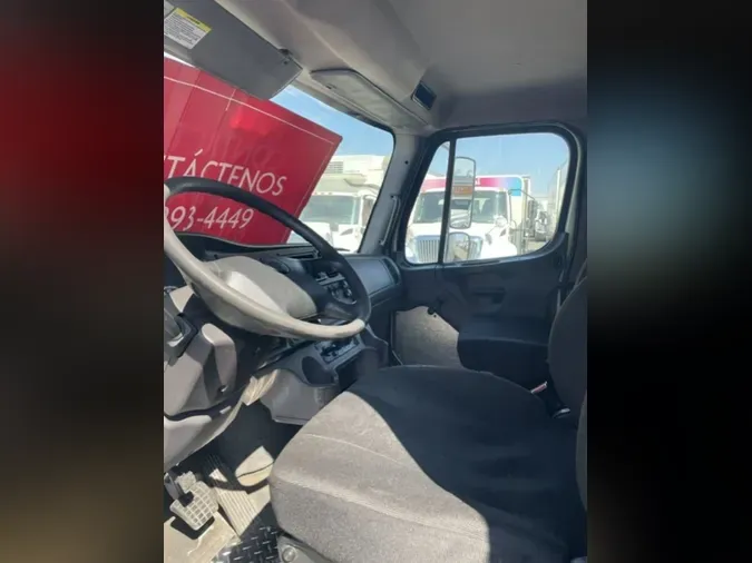 2019 FREIGHTLINER/MERCEDES M2 106