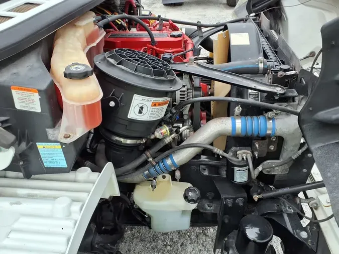 2018 FREIGHTLINER M2 106