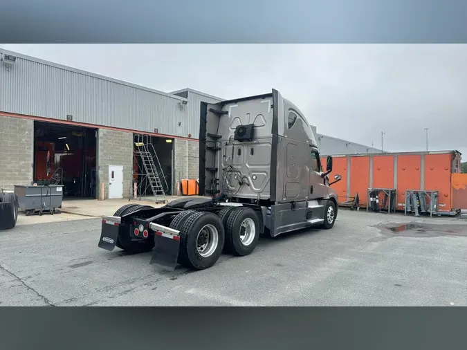 2023 Freightliner Cascadia 12655f63000b2d2734a24a549a2ad7e5bcc