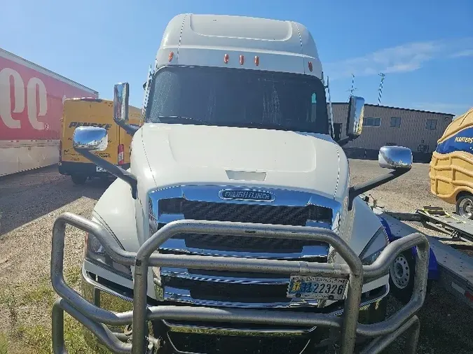 2020 Freightliner T12664ST