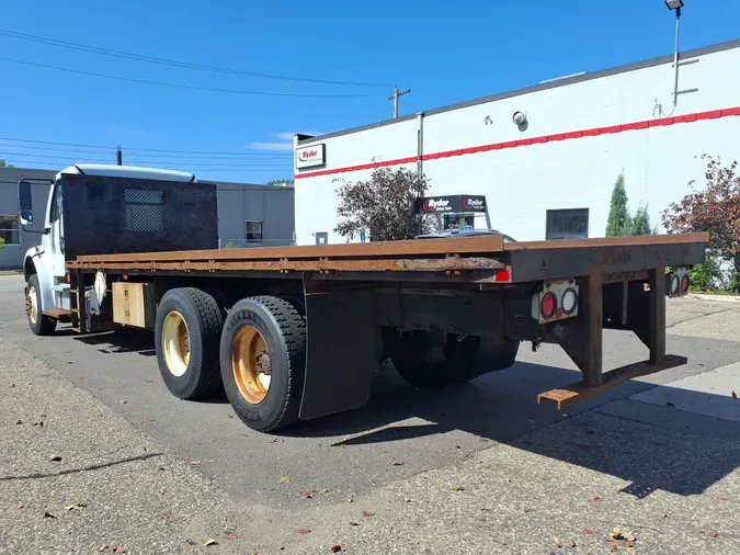 2015 FREIGHTLINER/MERCEDES M2 106