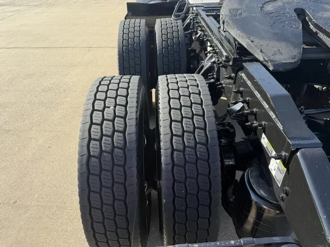 2023 Peterbilt 57955fa4b4d8bb643408c063307f4599ce0