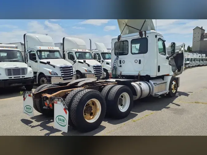2020 FREIGHTLINER/MERCEDES NEW CASCADIA PX126645601723be96a1c0feb827cb6dfd38fa8