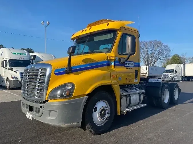 2016 Freightliner X12564ST5602c43fade4c4be47959aa342614ad6