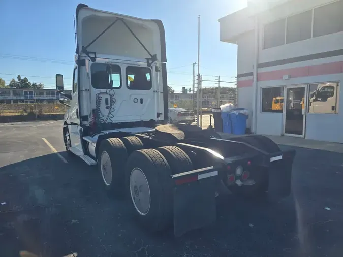 2019 FREIGHTLINER/MERCEDES NEW CASCADIA PX12664