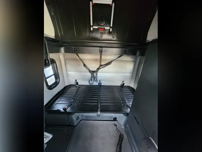 2022 FREIGHTLINER Cascadia 126560950ffcde15abec3a34cc5f62d300e