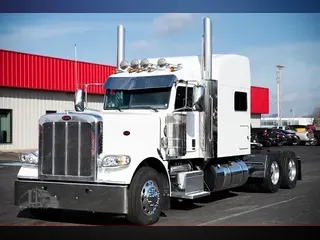 2023 PETERBILT 389