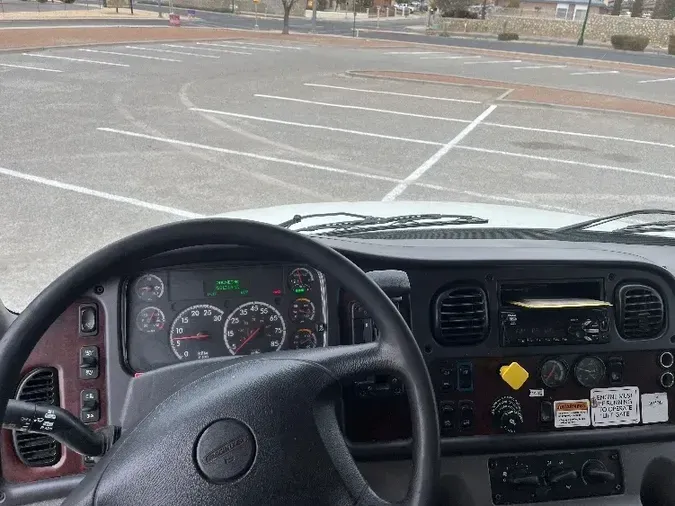 2018 Freightliner M2